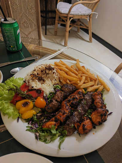 مطعم جولد كوست - Saudi Arabia|Al Jubail 35513|Al Dakhal Al Mahdud Subdivision|8716 King Abdul Aziz Rd