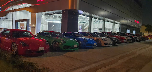 معرض بورشه الرياض - الرياض - +966 800 118 0099