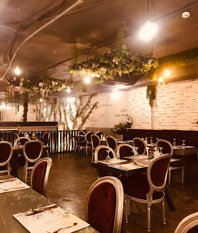 مطعم جاسمين بلوسوم - الظهران - +966 13 830 1888