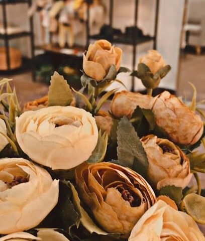 استديو ميم - عرعر - +966 50 687 9559