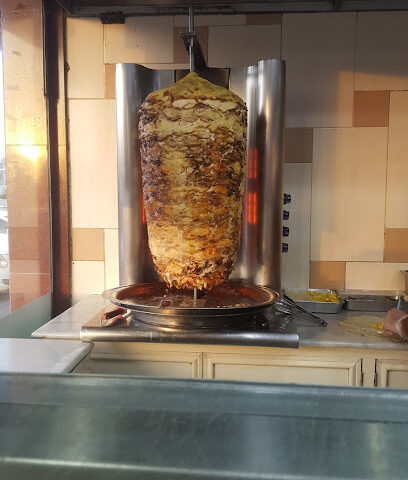عصائر قرية التوت - بريدة - +966 16 382 9444