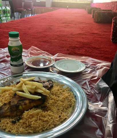 مطعم مدينة البخاري - أبها - +966 17 230 1819
