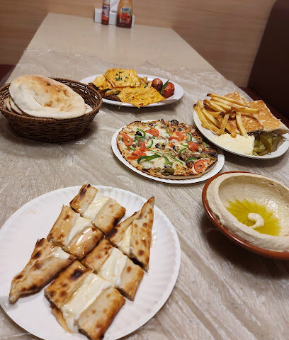 مطعم قناديل التوت - خميس مشيط - +966 17 221 3440