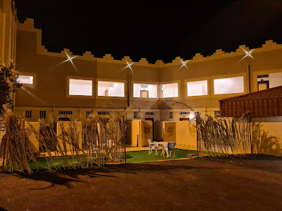 استراحة الأبراج - طريق غير مسمى 62796 - +966 50 156 6242