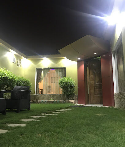 شاليهات رستاروز الفندقية - بيشة - +966 53 070 0280