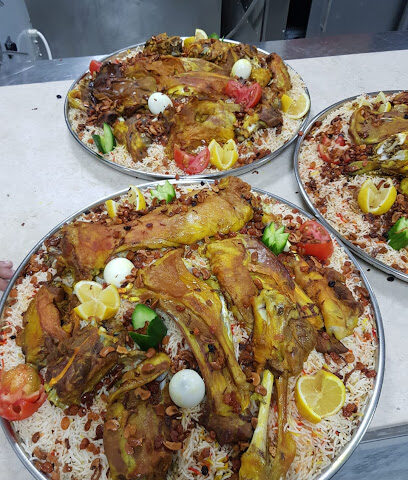 مطعم القريات للمندي - القريات - +966 14 641 2218